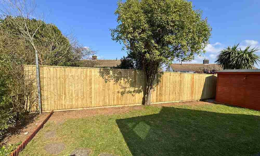 The Real Cost of Ignoring Small Fence Repairs Before Autumn Hits York